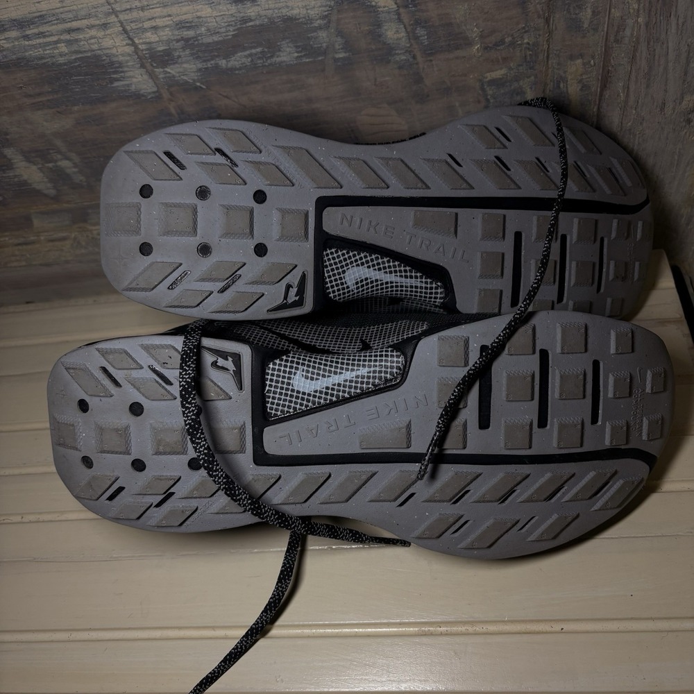 Nike Juniper Trail 3 Lightweight Women's Size 9 Black Gray Running Shoes EUC - Picture 7 of 9